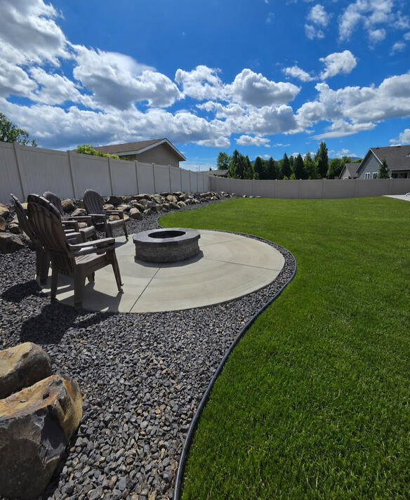 Fire pit and retaining wall Fire pit and retaining wall